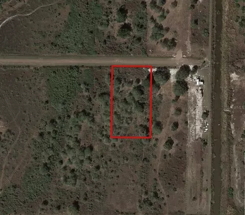 20120 NW 266th St, Okeechobee, FL 34972