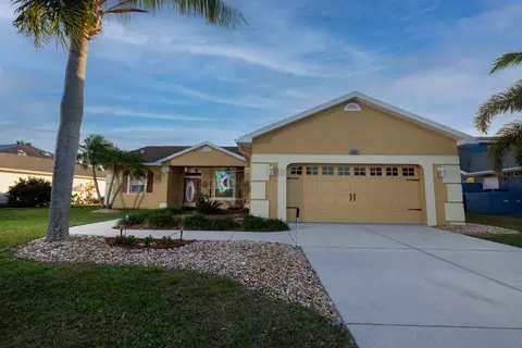 7113 91st St E, Palmetto, FL 34221