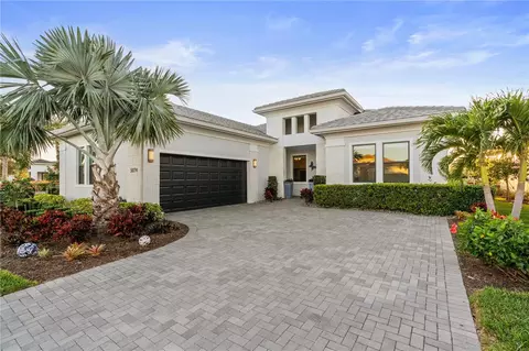 5074 Surfside Cir, Bradenton, FL 34211
