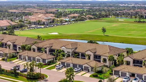 5710 Palmer Cir #105, Bradenton, FL 34211