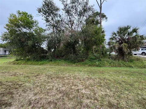 N Biscayne Drive, North Port, FL 34291