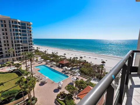 1281 Gulf Of Mexico Dr #703, Longboat Key, FL 34228