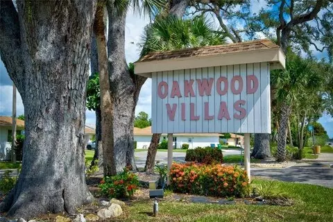 2907 51st Ave W, Bradenton, FL 34205
