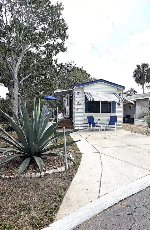 3300 26th Ave E #30, Bradenton, FL 34208
