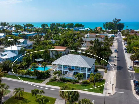 217 Spring Ave, Anna Maria, FL 34216