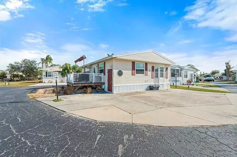 1674 University Pkwy #235, Sarasota, FL 34243