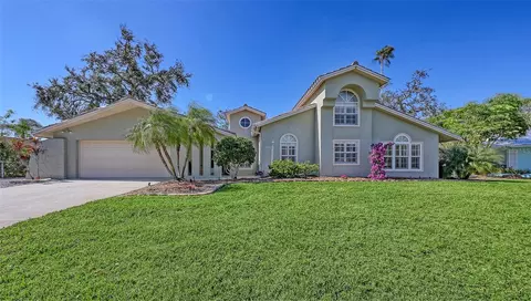 1725 Riviera Cir, Sarasota, FL 34232