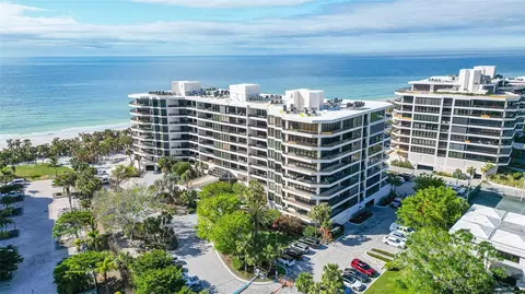 535 Sanctuary Dr #B604, Longboat Key, FL 34228