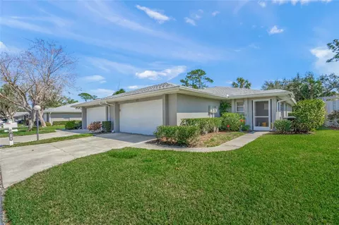 3919 Center Gate Cir #10, Sarasota, FL 34233