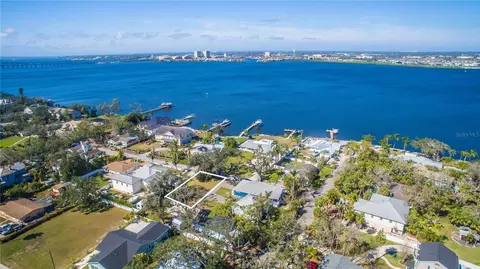 1630 1st Ave E, Bradenton, FL 34208