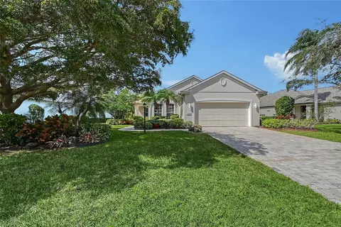 7428 Sea Island Ln, University Park, FL 34201