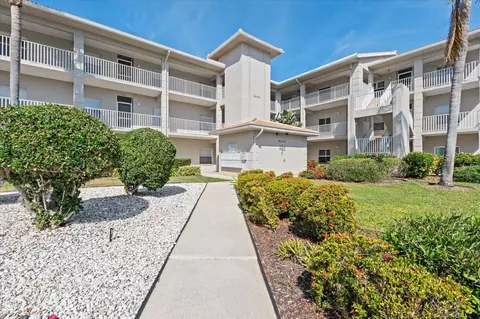 9630 Club South Cir #6208, Sarasota, FL 34238