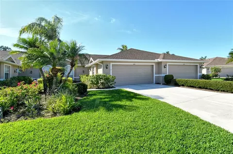 5283 Chase Oaks Dr, Sarasota, FL 34241