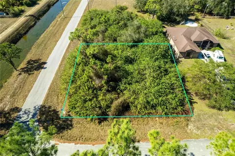 4407 E 20th St, Alva, FL 33920 photo 3