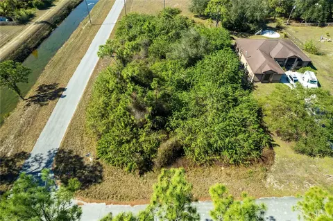 4407 E 20th St, Alva, FL 33920 photo 7