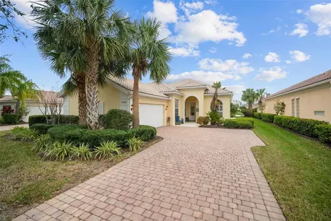 8380 Jesolo Ln, Sarasota, FL 34238
