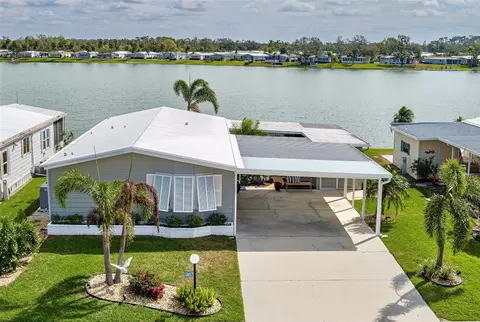 8529 Imperial Cir, Palmetto, FL 34221