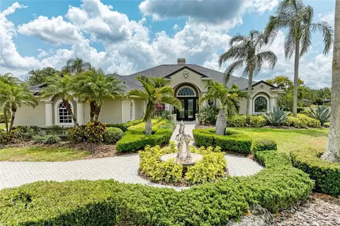10002 Cherry Hills Avenue Cir, Bradenton, FL 34202