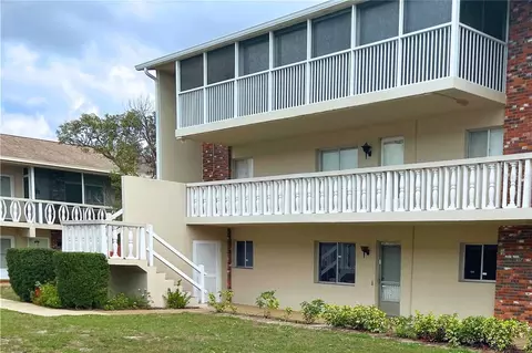 3751 S School Ave #9, Sarasota, FL 34239