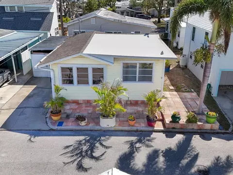 7 High St, Bradenton, FL 34208