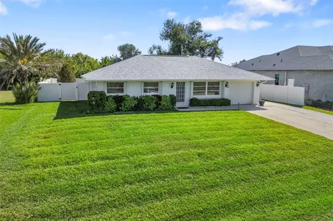 6320 Tilly St, Englewood, FL 34224