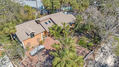 813 Plymouth St, Sarasota, FL 34242