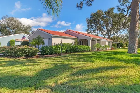 7202 Las Casas Dr #7202, Sarasota, FL 34243