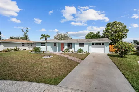 3158 Regatta Cir, Sarasota, FL 34231