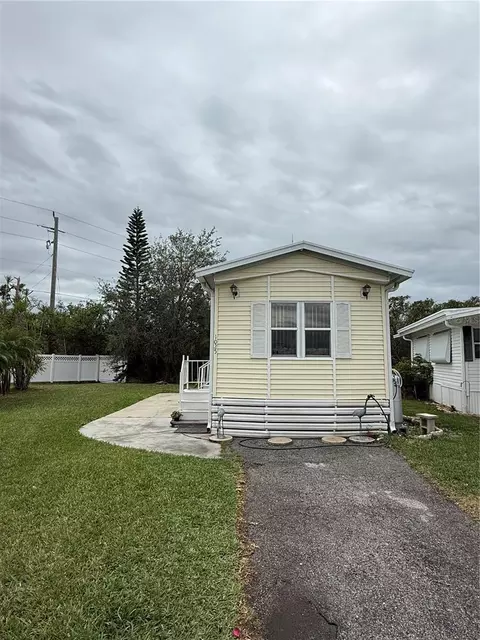 3333 26th Ave E #1025, Bradenton, FL 34208