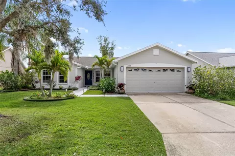 4080 Kingsfield Dr, Parrish, FL 34219 photo 1