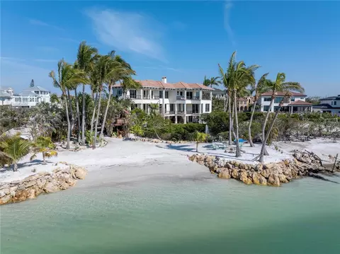 3935 N Shell Rd, Sarasota, FL 34242