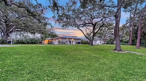 4045 Lisbon Pl, Sarasota, FL 34231