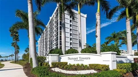 11 Sunset Dr #303, Sarasota, FL 34236