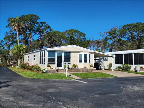 56 N Fiji Cir, Englewood, FL 34223