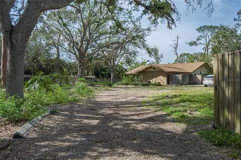 3960 Sunshine Ave, Sarasota, FL 34231