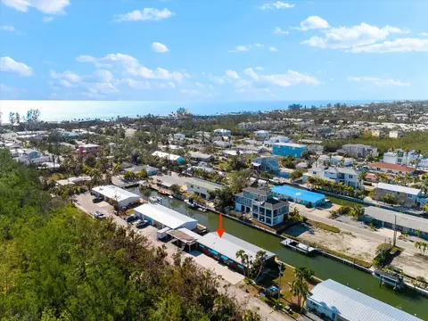 713 Saint Judes Dr S #1, Longboat Key, FL 34228