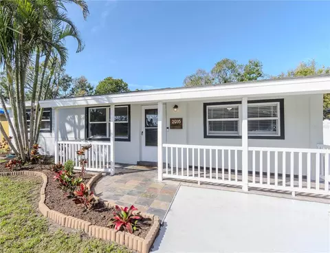 2916 Cambridge Dr, Sarasota, FL 34232