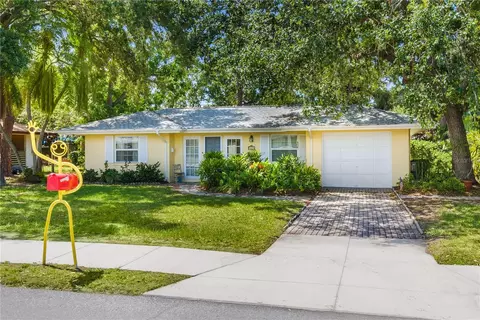 1870 Jasmine Dr, Sarasota, FL 34239