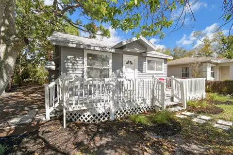 701 37th Avenue Dr E, Bradenton, FL 34208