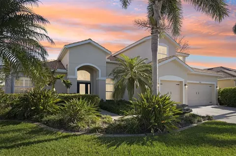 1655 Pinyon Pine Dr, Sarasota, FL 34240