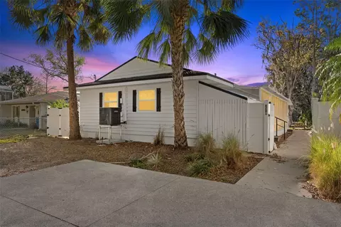 6201 Waverly Rd, Weeki Wachee, FL 34607
