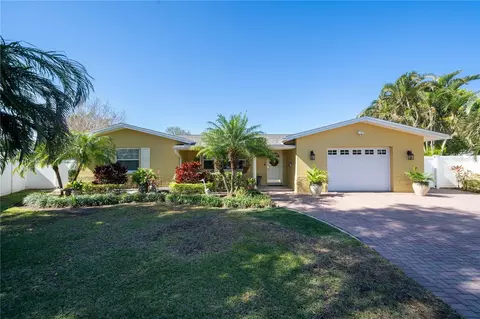 1940 35th St N, Saint Petersburg, FL 33713
