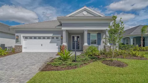 26516 Mickelson Dr, Englewood, FL 34223