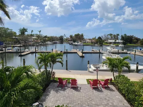 7150 N Tamiami Trl #C216, Sarasota, FL 34243