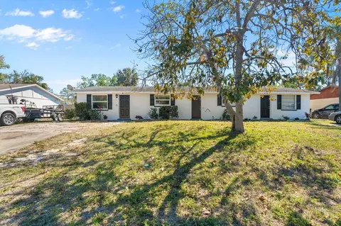 216 60th Avenue Dr W, Bradenton, FL 34207