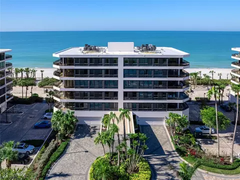 575 Sanctuary Dr #A304, Longboat Key, FL 34228