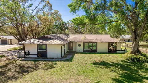 6510 13th Ave E, Bradenton, FL 34208