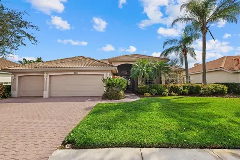 2927 Bravura Lake Dr, Sarasota, FL 34240
