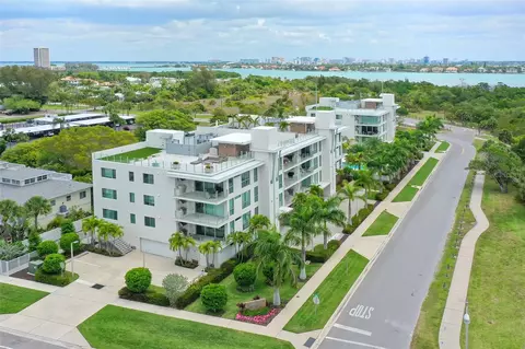 129 Taft Dr #W102, Sarasota, FL 34236