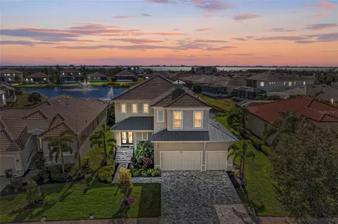 5822 Title Row Dr, Bradenton, FL 34210